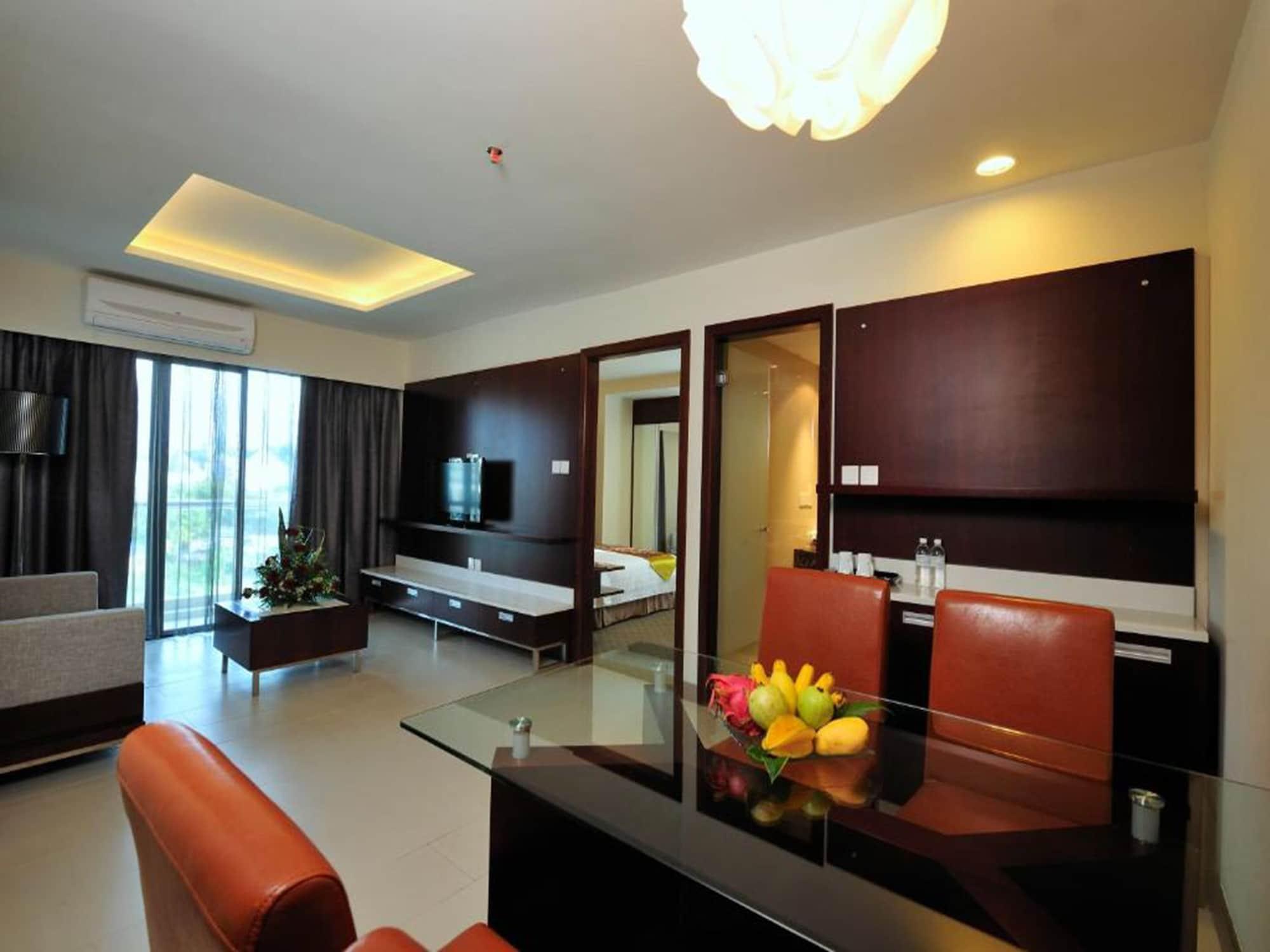 Ming Garden & Residences Hotel 4*