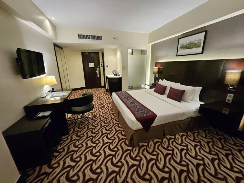 Ming Garden & Residences Hotel