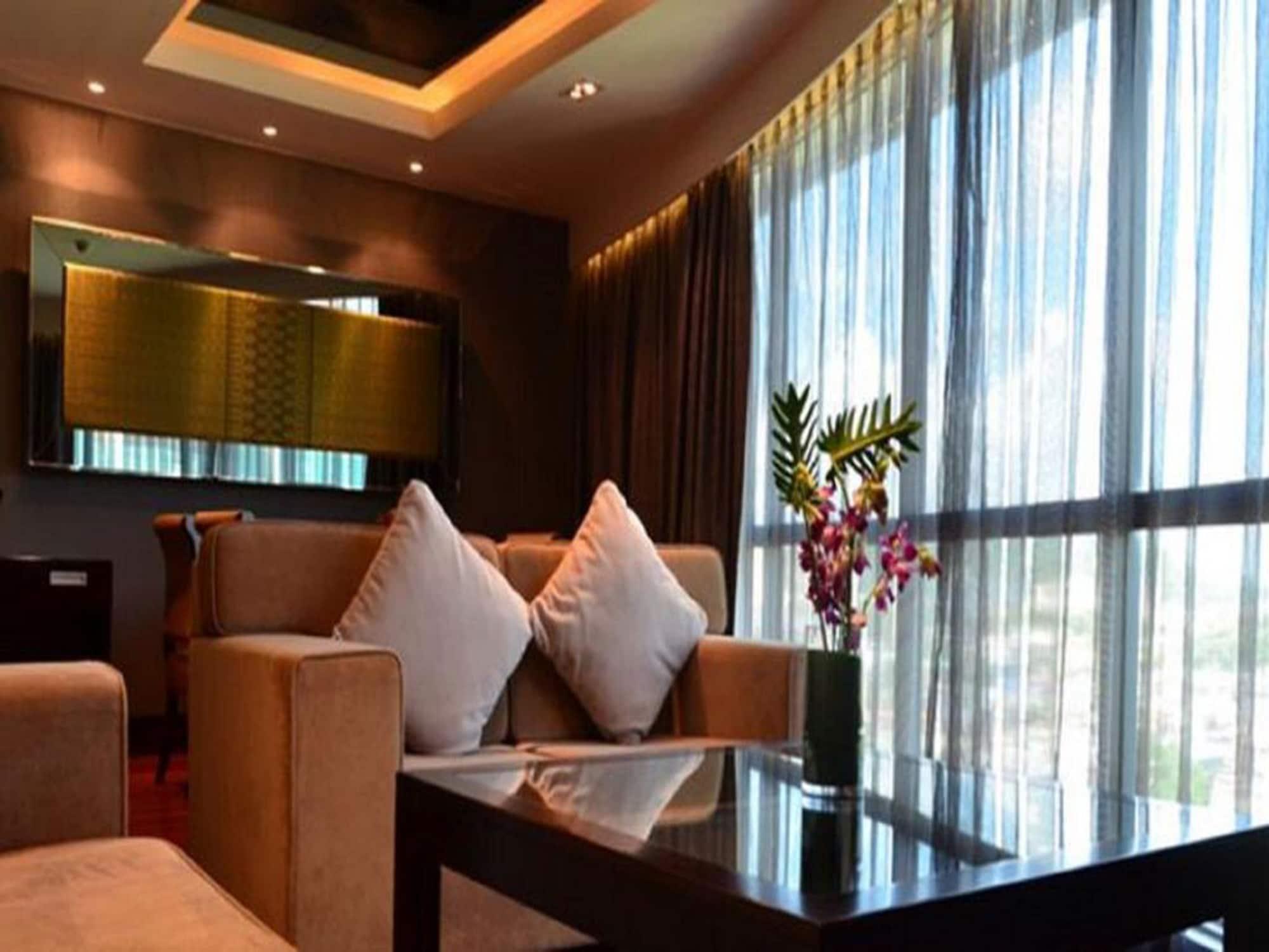 Ming Garden & Residences Hotel 4*